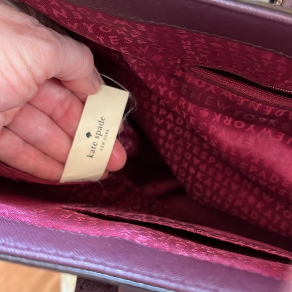Kate Spade ♠️ Ari extra large Tote - Picture 10 of 10
